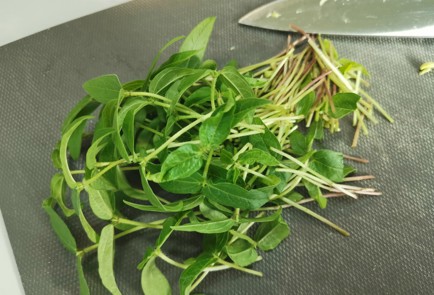 Фото шага рецепта Салат с козьим сыром 189753 шаг 4  