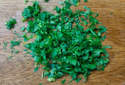 Фото шага рецепта Салат с крабовыми палочками рисом и кукурузой 175138 шаг 8  