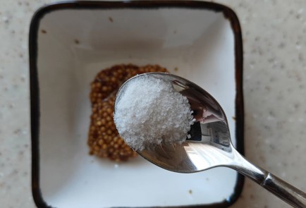 Фото шага рецепта Салат с креветками и авокадо 175932 шаг 8  