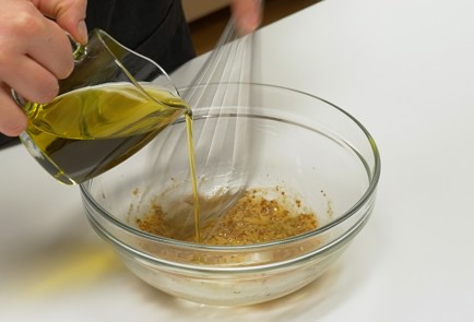 Фото шага рецепта Салат с креветками 140264 шаг 5  