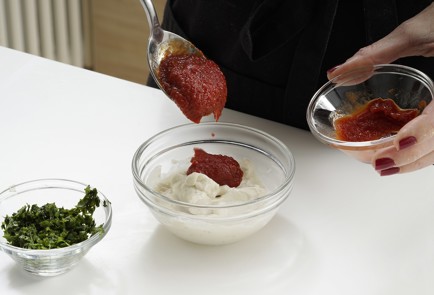 Фото шага рецепта Салат с курицей ананасом и грецкими орехами 152966 шаг 10  