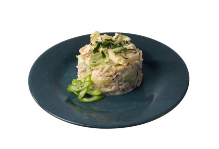 Фото шага рецепта Салат с курицей и ананасом 140038 шаг 5  