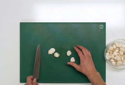 Фото шага рецепта Салат с курицей и грибами 140244 шаг 3  