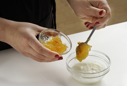 Фото шага рецепта Салат с куриной печенью грейпфрутом и мацони 152846 шаг 10  