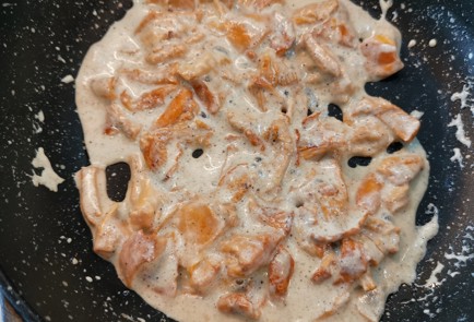 Фото шага рецепта Салат с лисичками 174734 шаг 8  