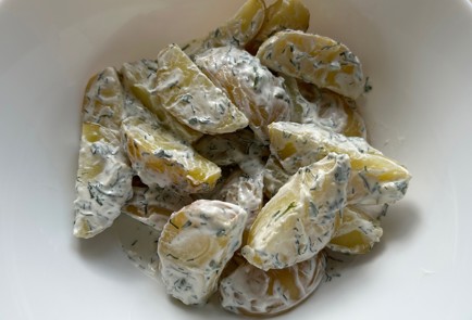 Фото шага рецепта Салат с луком и картофелем 174272 шаг 9  