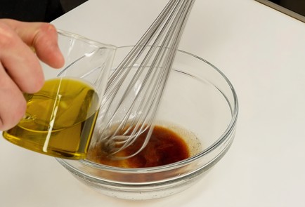 Фото шага рецепта Салат с мандаринами и прошутто 114450 шаг 1  