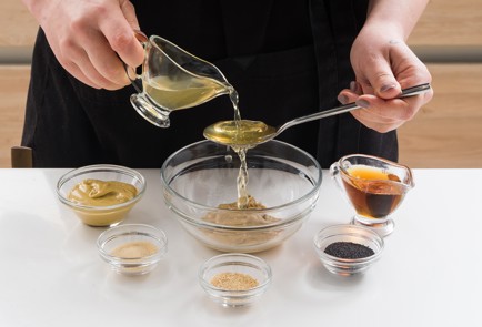 Фото шага рецепта Салат с нутом и виноградом 152052 шаг 1  