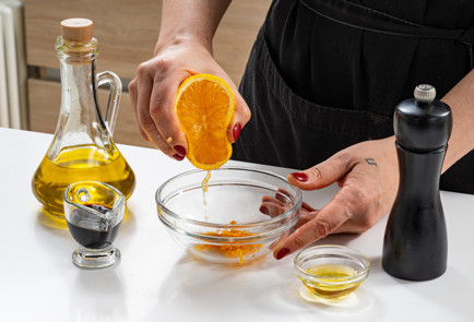 Фото шага рецепта Салат с нутом 189111 шаг 8  