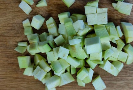 Фото шага рецепта Салат с обжаренными баклажанами 189128 шаг 3  