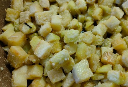 Фото шага рецепта Салат с обжаренными баклажанами 189128 шаг 9  