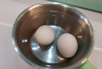 Фото шага рецепта Салат с огурцом и яйцом 188892 шаг 1  