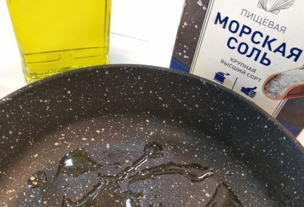 Фото шага рецепта Салат с перепелом 174930 шаг 2  