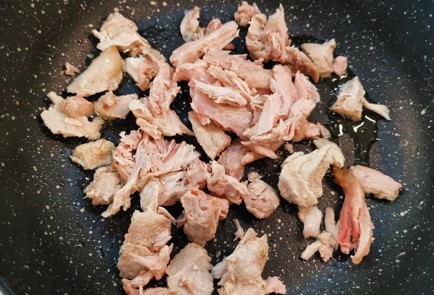 Фото шага рецепта Салат с перепелом 174930 шаг 3  