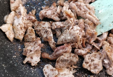 Фото шага рецепта Салат с перепелом 174930 шаг 5  