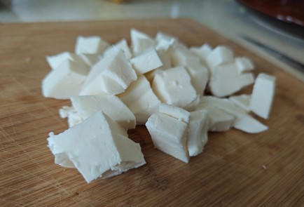 Фото шага рецепта Салат с помидорами черри и моцареллой 186703 шаг 3  