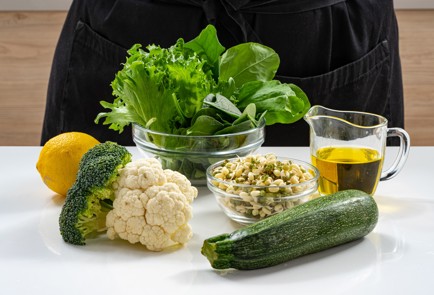 Фото шага рецепта Салат с проростками маша 176338 шаг 1  