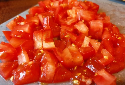 Фото шага рецепта Салат с редиской 189304 шаг 7  