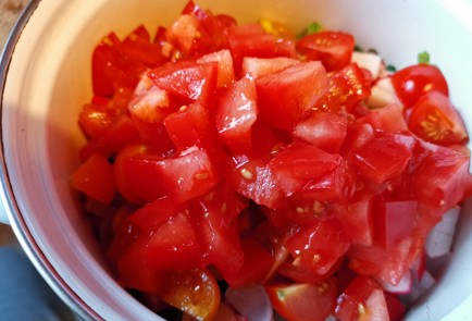 Фото шага рецепта Салат с редиской 189304 шаг 9  