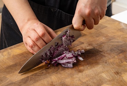 Фото шага рецепта Салат с щавелем и персиком 188791 шаг 4  