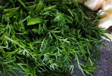 Фото шага рецепта Салат с сыром сулугуни 173579 шаг 6  