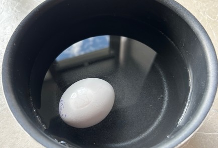 Фото шага рецепта Салат с тунцом 174274 шаг 2  