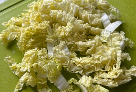 Фото шага рецепта Салат с тунцом 174274 шаг 4  