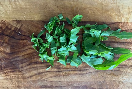 Фото шага рецепта Салат с уткой с тимьяном 189740 шаг 11  