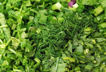 Фото шага рецепта Салат с вялеными помидорами 173691 шаг 3  