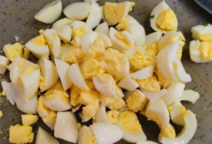 Фото шага рецепта Салат с вялеными помидорами 173691 шаг 8  