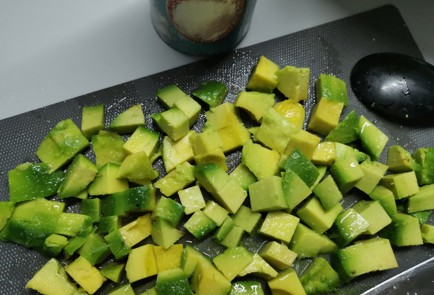 Фото шага рецепта Салат с вялеными помидорами 191329 шаг 7  