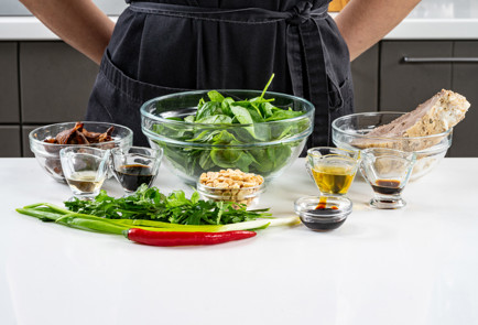 Фото шага рецепта Салат с запеченной свининой 191064 шаг 1  