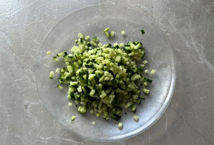 Фото шага рецепта Салатсальса 189796 шаг 2  