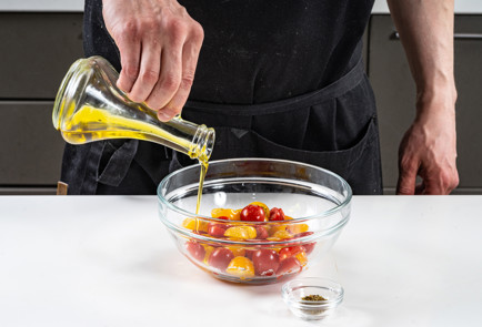 Фото шага рецепта Салат со шпинатом и страчателлой 191682 шаг 5  