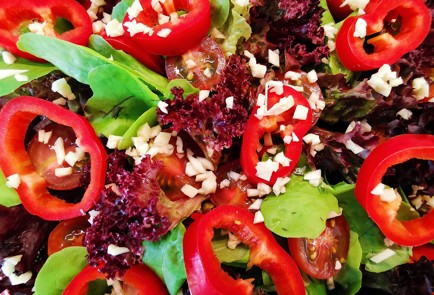 Фото шага рецепта Салат в нежном соусе из грибов шимеджи 151364 шаг 11  