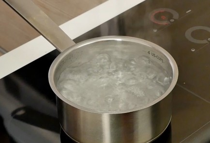 Фото шага рецепта Салат Весенний 126428 шаг 2  