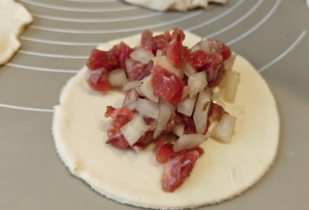 Фото шага рецепта Самса из говядины 190988 шаг 8