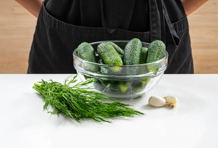 Фото шага рецепта Самые быстрые малосольные огурцы 189600 шаг 1