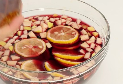 Фото шага рецепта Сангрия 125393 шаг 8  