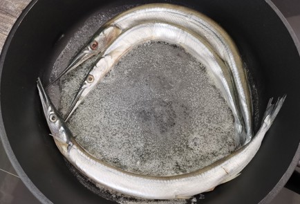 Фото шага рецепта Сарган на сковороде 176320 шаг 5  