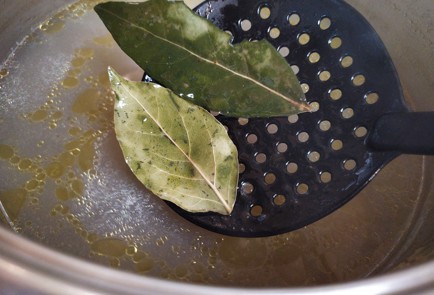 Фото шага рецепта Щавелевый суп с яйцом 189082 шаг 1  