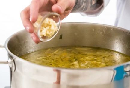 Фото шага рецепта Щи из кислой капусты 80693 шаг 10  