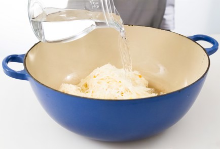 Фото шага рецепта Щи из кислой капусты 80693 шаг 3  