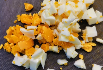 Фото шага рецепта Щи из курицы и индейки с щавелем и крапивой 152775 шаг 10  