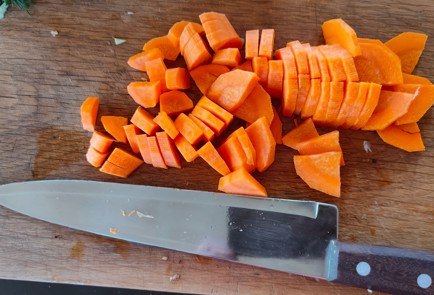 Фото шага рецепта Щи куриные с грибами 174951 шаг 6  