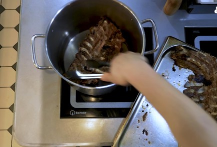 Фото шага рецепта Щи с беконом 152069 шаг 3  