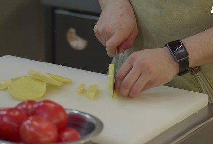 Фото шага рецепта Щи с беконом 152069 шаг 6  