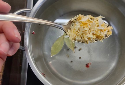 Фото шага рецепта Щи с фрикадельками 175624 шаг 5  