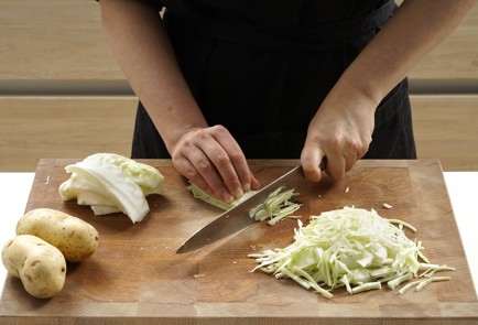 Фото шага рецепта Щи с куриными сердечками 152827 шаг 5  