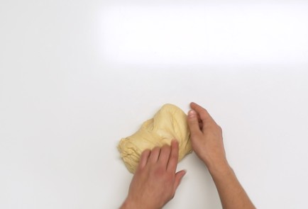 Фото шага рецепта Сдобные булочки 140057 шаг 6  